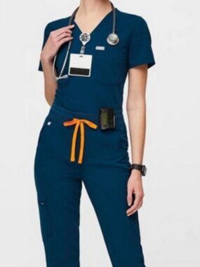 FIGS Deep Reef Scrub Set - Catarina Small / Zamora Medium